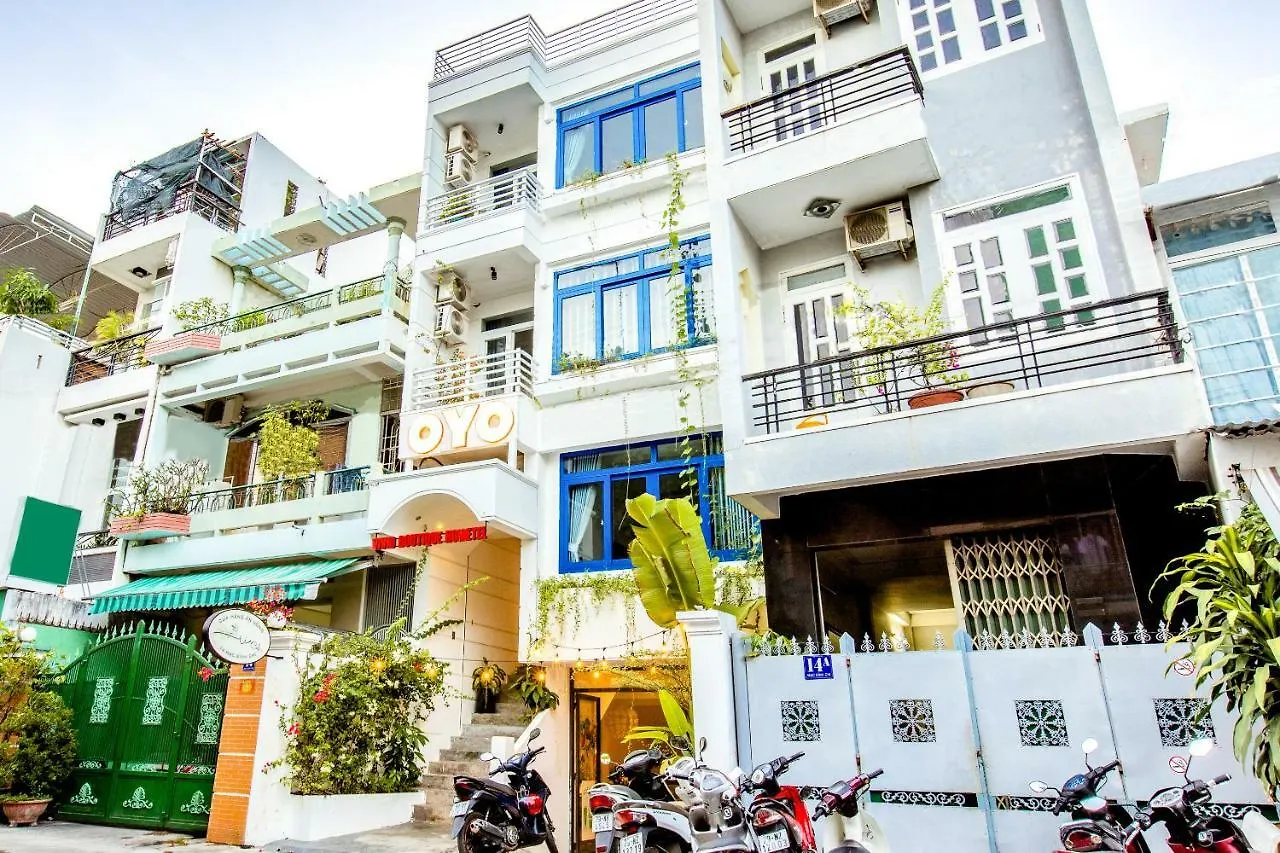 Gis Hotel Nha Trang & Motorbike Rental