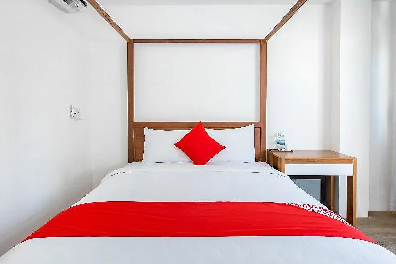 Gis Hotel Nha Trang & Motorbike Rental 3*,