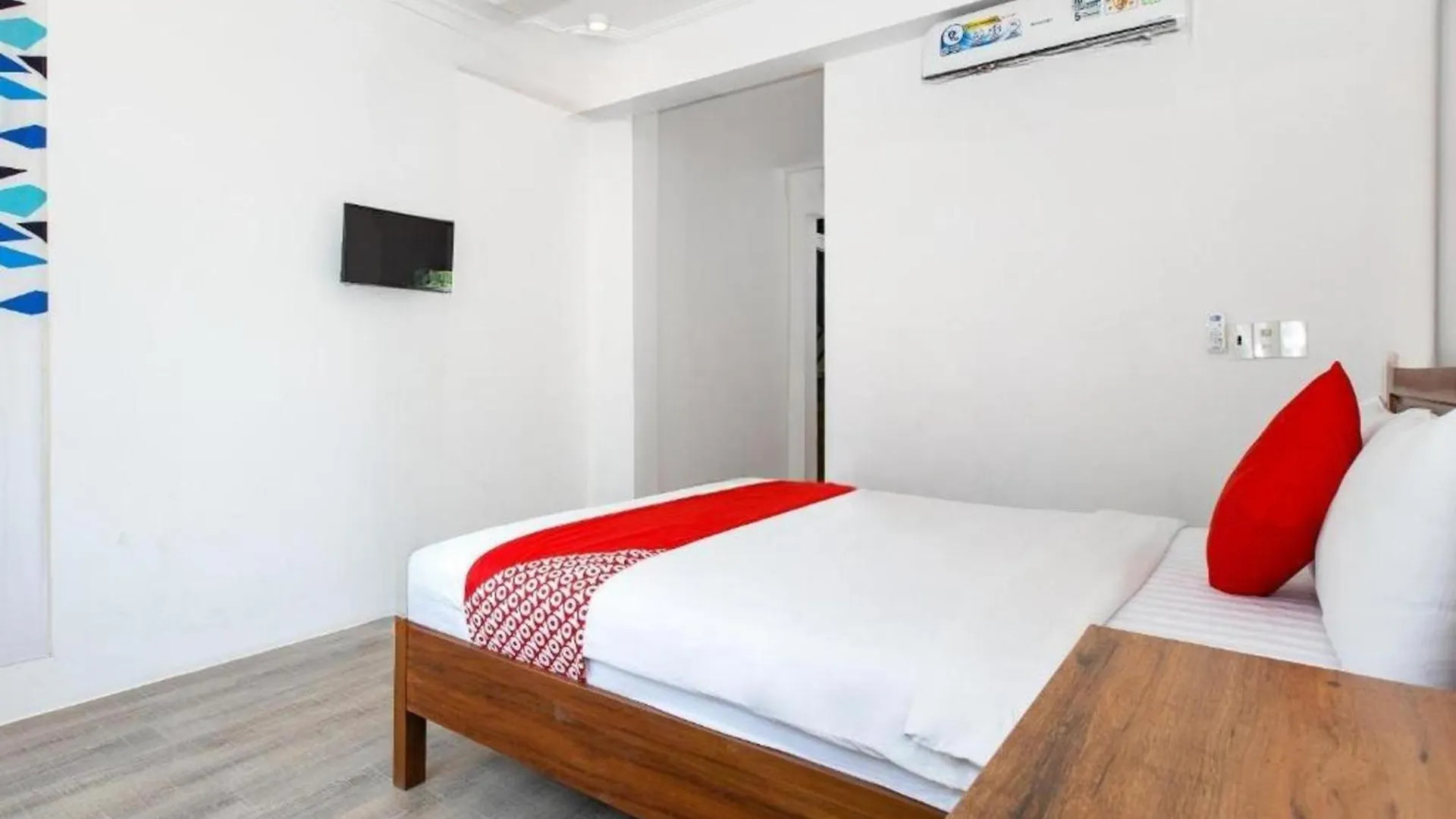 Gis Hotel Nha Trang & Motorbike Rental